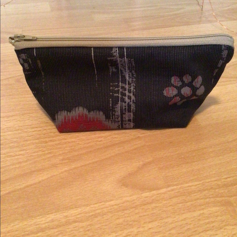 Handcrafted Japanese design pencil case/pouch